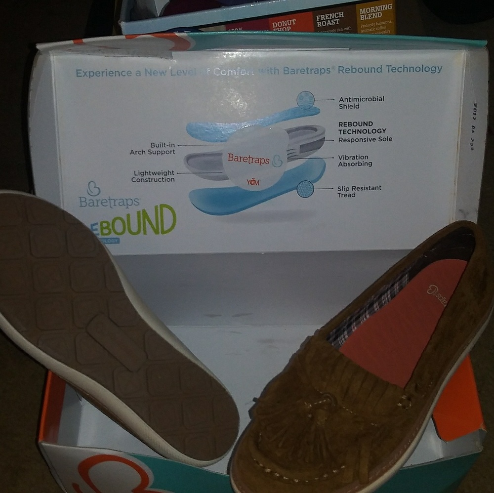 BARETRAPS sz 6 brown wmns NewInBox moccasins new